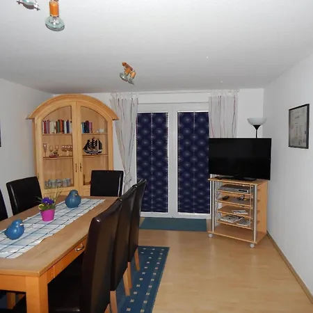 Ferienwohnung In Ruhiger Lage Mit Dachterrasse Apartamento